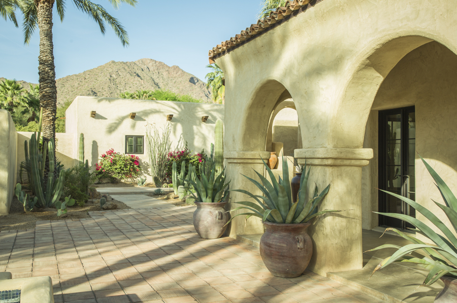 adobe architecture paradise valley arizona residential architects